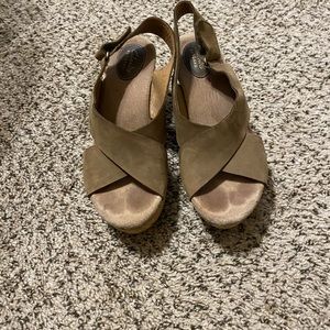 Clarks Artisan Green Platform Wedge